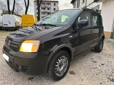 Begagnad Fiat Panda Dynamic 60 HK (44 kW) 2009 Svart Halvkombi
