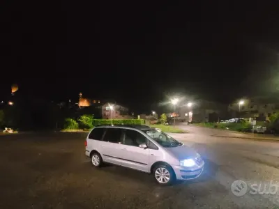 Usata VW Sharan 2005 Grigio Monovolume