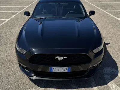 Usata Ford Mustang 309 CV (227 kW) 2015 Coupé