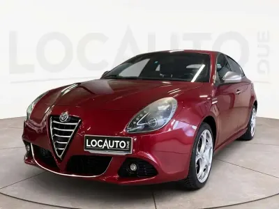 Usata Alfa Romeo Giulietta Distinctive 140 CV (102 kW) 2011 Rosso Utilitaria