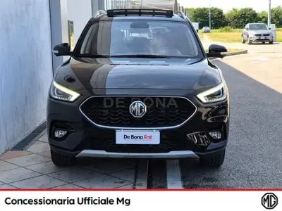 Usata MG ZS Luxury 111 CV (81 kW) 2023 Nero SUV