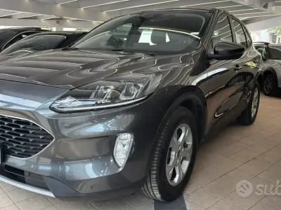 Usata Ford Kuga 120 CV (88 kW) 2022 Grigio SUV