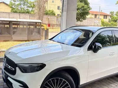 Usata Mercedes GLC220 AMG Line Premium Plus 197 CV (144 kW) 2023 SUV