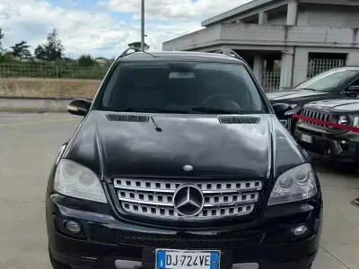 Begagnad Mercedes ML320