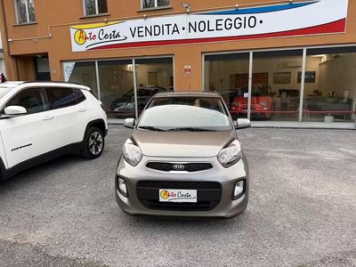 Usata Kia Picanto Active 66 CV (48 kW) 2016 Marrone Utilitaria