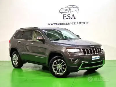 Usata Jeep Grand Cherokee Summit 250 CV (183 kW) 2014 Grigio SUV