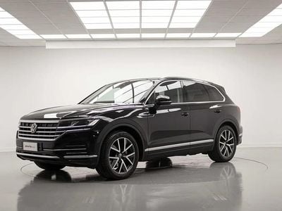 Usata VW Touareg Elegance 314 CV (230 kW) 2023 Nero SUV