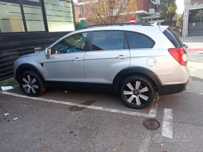 Usata Chevrolet Captiva 2009 Grigio SUV