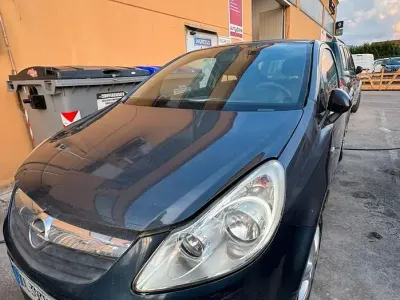 Usata Opel Corsa 90 CV (66 kW) 2007 Utilitaria