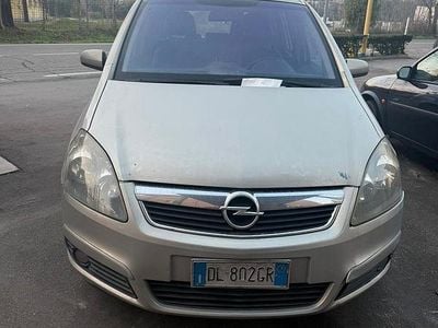Usata Opel Zafira 97 CV (71 kW) 2007 Monovolume