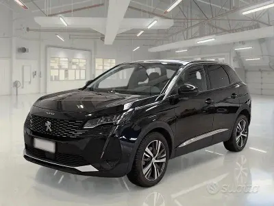 Usata Peugeot 3008 Allure 130 CV (95 kW) 2022 Nero SUV