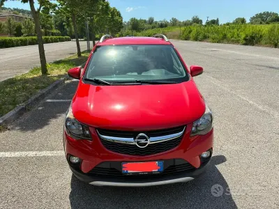 Usata Opel Karl Rocks 75 CV (55 kW) 2018 Rosso Utilitaria