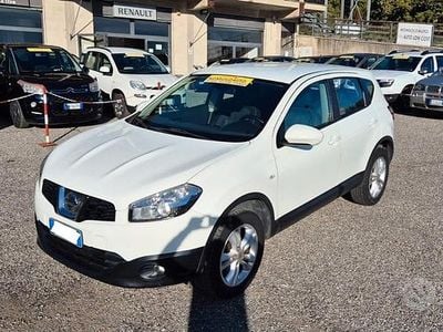 Używany Nissan Qashqai Acenta 110 KM (80 kW) 2012 Biały SUV