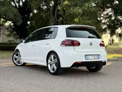 Usata VW Golf VI Edition 105 CV (77 kW) 2011 Utilitaria