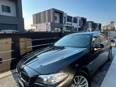 Usata BMW 520 Luxury Line 190 CV (139 kW) 2016 Grigio Berlina