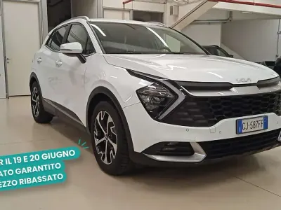 Usata Kia Sportage Style 136 CV (100 kW) 2022 Bianco SUV