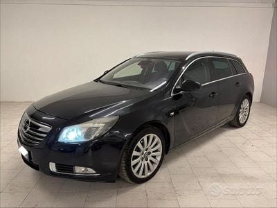 Usata Opel Insignia Cosmo 130 CV (95 kW) 2010 Nero Station wagon