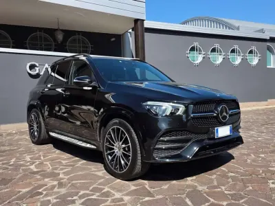 Begagnad Mercedes GLE400 Premium Plus 330 HK (242 kW) 2020 Svart SUV