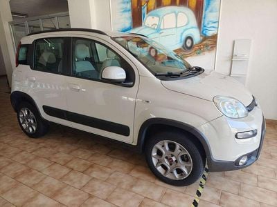 Usata Fiat Panda 4x4 S 95 CV (69 kW) 2015 Beige Utilitaria