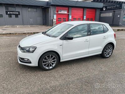 Begagnad VW Polo 90 HK (66 kW) 2015 Vit Sedan