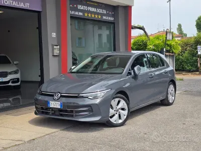 Usata VW Golf VIII Style 150 CV (110 kW) 2025 Dolphin grey Berlina