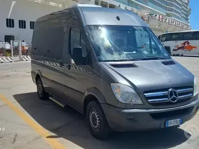 Usata Mercedes Sprinter 150 CV (110 kW) 2014 Grigio Furgone