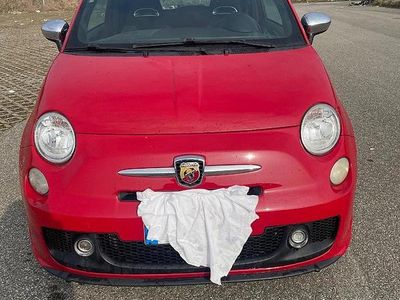 Usata Abarth 500 135 CV (99 kW) 2008 Rosso Utilitaria