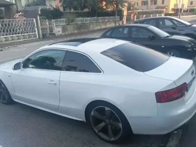 Usata Audi A5 Ambiente 239 CV (175 kW) 2011 Coupé