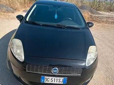 Usata Fiat Grande Punto 75 CV (55 kW) 2007 Nero Utilitaria