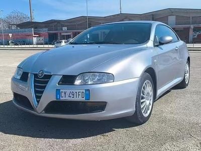 Occasion Alfa Romeo GT 140 PK (102 kW) 2005 Grijs Coupé