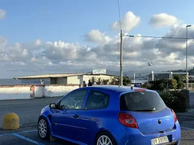 Usata Renault Clio II R.S. 197 CV (144 kW) 2006 Berlina