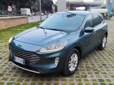 Usata Ford Kuga Titanium 120 CV (88 kW) 2020 Blu SUV
