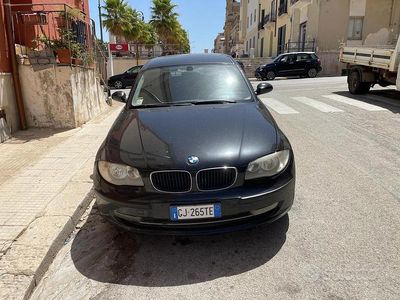 Usata BMW 118 2010 Nero Utilitaria
