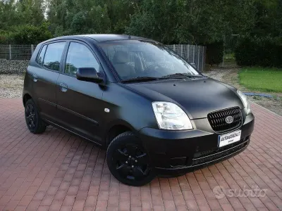 Usata Kia Picanto EX 65 CV (47 kW) 2005 Nero Utilitaria