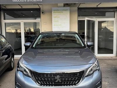 Usata Peugeot 3008 Allure 131 CV (96 kW) 2021 Grigio SUV