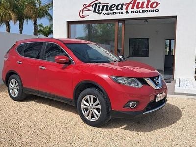 Usata Nissan X-Trail Style Edition 131 CV (96 kW) 2017 Rosso SUV