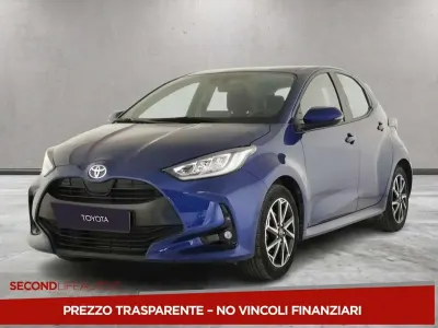 Usata Toyota Yaris Trend 72 CV (52 kW) 2022 Blu/azzurro Utilitaria