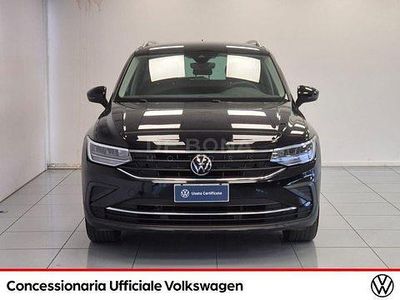 Usata VW Tiguan Life 131 CV (96 kW) 2023 Nero SUV
