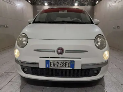 Usata Fiat 500 Lounge 69 CV (50 kW) 2010 Bianco Utilitaria