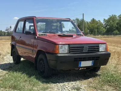 Usata Fiat Panda Young 54 CV (39 kW) 2003 Rosso Utilitaria
