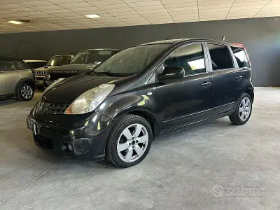 Usata Nissan Note Tekna 86 CV (63 kW) 2009 Nero Utilitaria