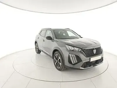 Usata Peugeot 2008 Allure 101 CV (74 kW) 2025 Grigio SUV