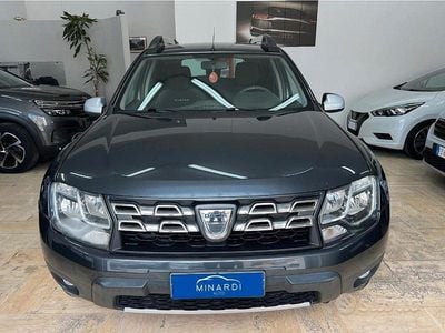 Usata Dacia Duster Lauréate 110 CV (80 kW) 2014 Grigio SUV