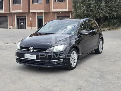 Usata VW Golf VII Executive 116 CV (85 kW) 2017 Nero Utilitaria