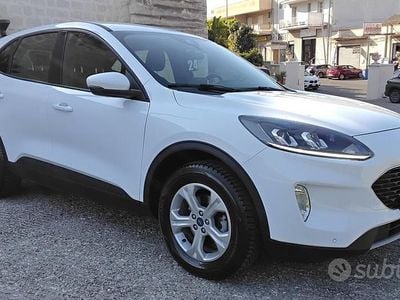 Usata Ford Kuga Titanium 120 CV (88 kW) 2022 Bianco SUV