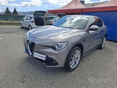 Usata Alfa Romeo Stelvio 210 CV (154 kW) 2017 Grigio SUV