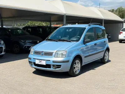 Occasion Fiat Panda Emotion 69 ch (50 kW) 2007 Bleue Citadine