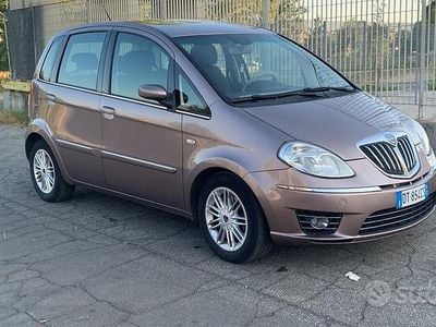 Usata Lancia Musa S 120 CV (88 kW) 2008 Marrone Monovolume