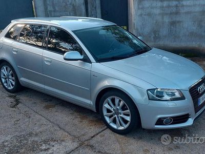 Usata Audi A3 Sportback Ambiente 105 CV (77 kW) 2011 Grigio Utilitaria