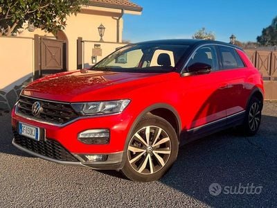Usata VW T-Roc Style 150 CV (110 kW) 2021 Rosso SUV